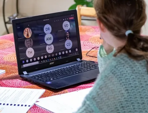 Télétravail et organisation hybride : les PME réinventent leur management