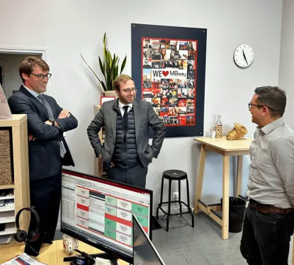 Député-armand-visite-bureau Député-armand-visite-bureau