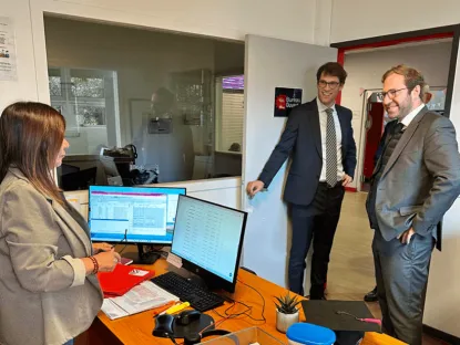 Député-armand-visite-secretairiat Député-armand-visite-secretairiat
